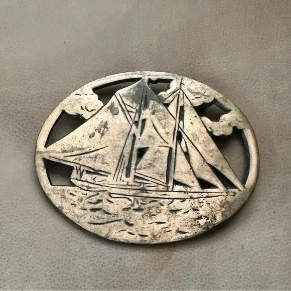 Vintage Copper Finish Cast Iron Sail Boat Trivet / ODI 1990 Taiwan Ocean Clouds - Picture 1 of 6